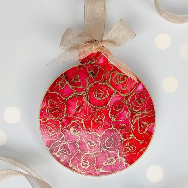 Red Roses Round Christmas Ornament